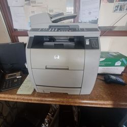 HP COLOR LASERJET 2840 PRINTER 