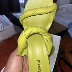 Pretty Heels Size 9.5