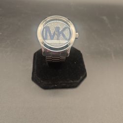 Michael Kors Runway Silver Dial Silver Steel Strap Watch for Women - MK5544