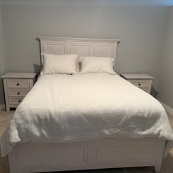 3 Piece Queen Bedroom Set
