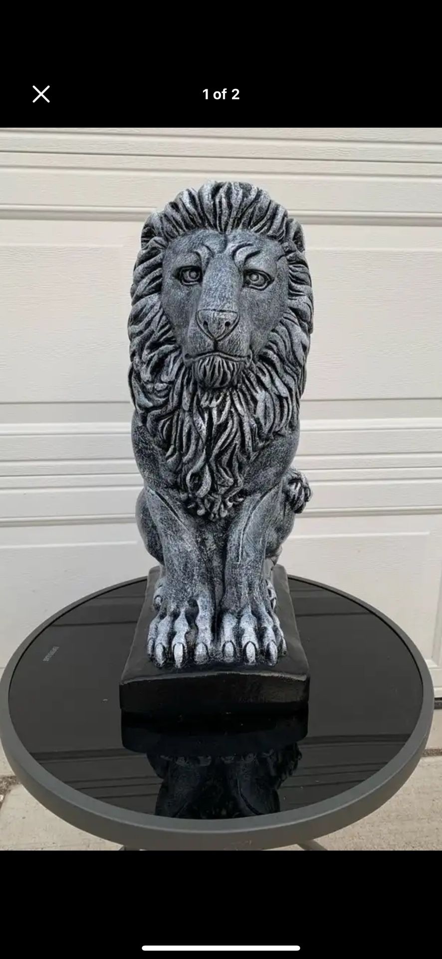 Medium Sized Lion Statue
