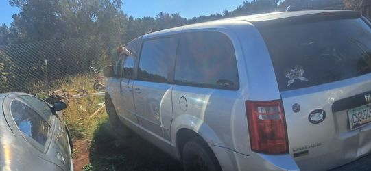 Dodge carvan 07 part out or whole