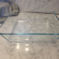Vintage Glass Pyrex 8x6x2