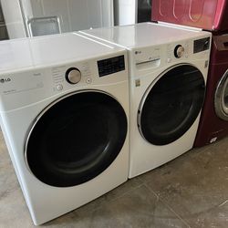 LG Washer And Dryer  Set