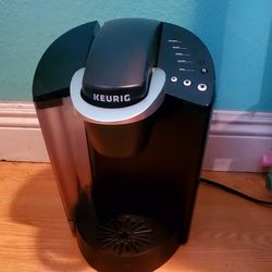 Keruig Coffee Maker..Uses Coffee Pods...like New!