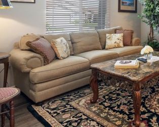 FREE: Gently Used Bassett Furniture Sofa - High Quality (Temecula/Murrieta)