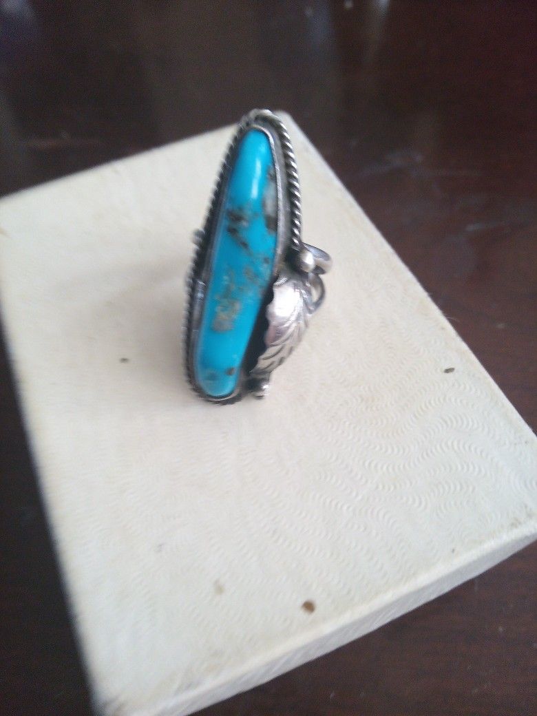 Vintage Silver And Turquoise Ring Size 7