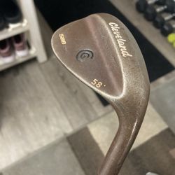 Cleveland 558 58 Degree Wedge, Regular Flex Steel Shaft, Standard Size Grip