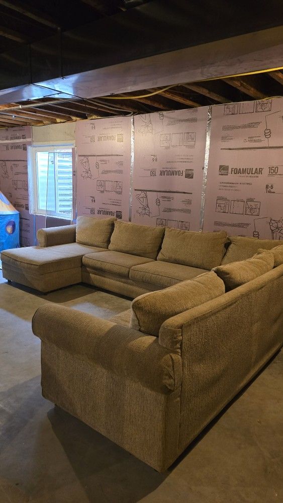 Sectional couch