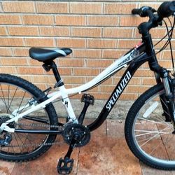 Specialized Hard Rock 24 Front Suspension Mountain Bike