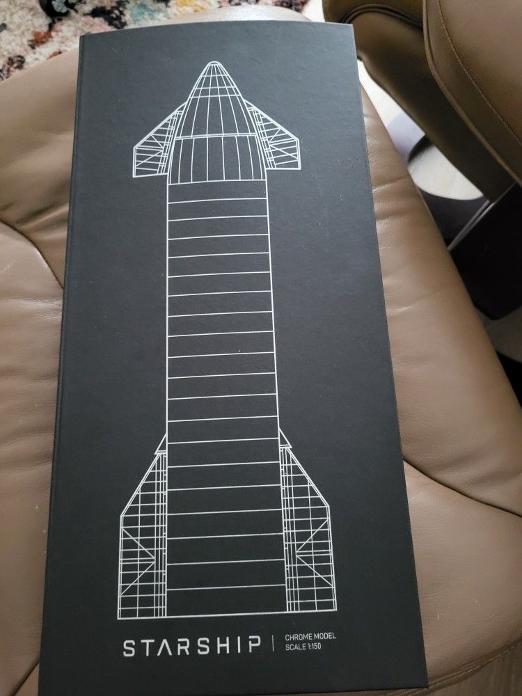 official SpaceX Starship Chrome Model (1:150 scale)