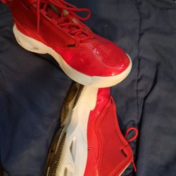 Nike Air Jordan Aura 4