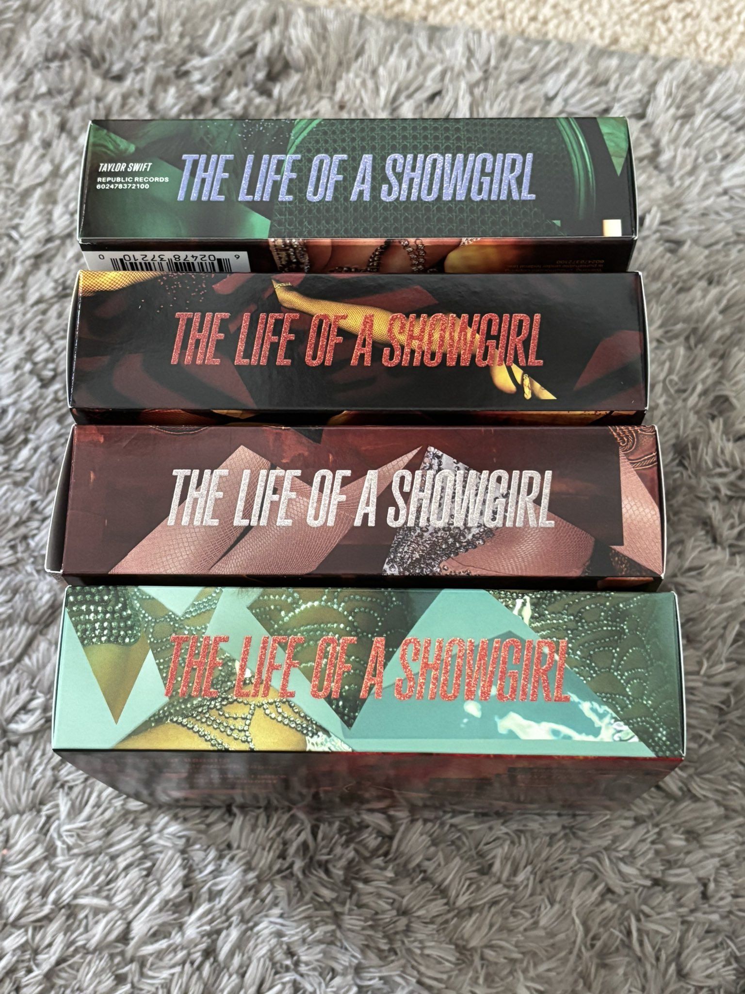 The Life Of A Showgirl CDs Deluxe Taylor Swift