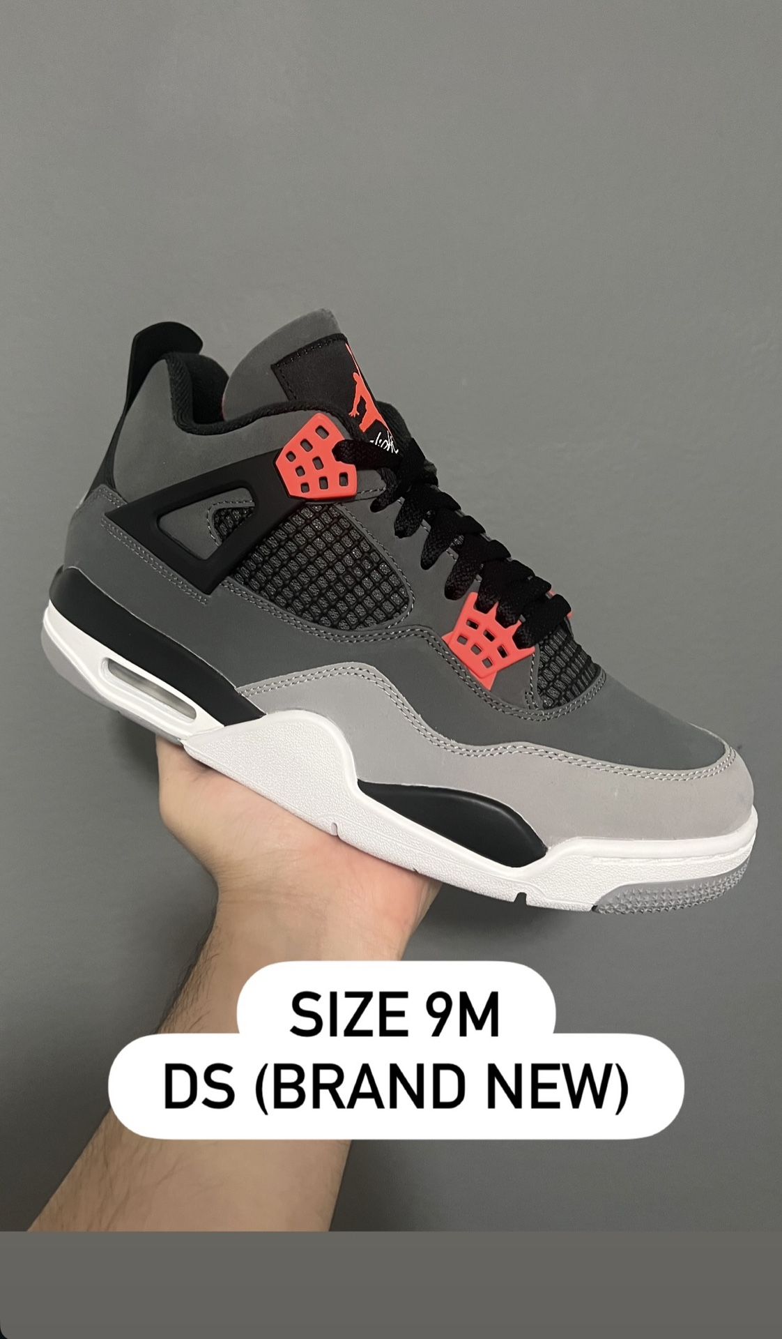 Air Jordan 4 Retro