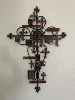 🚨MUST GO TODAY🚨 Decorative Metal Wall Cross – Christian Home Decor
