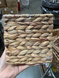 Natural Water Hyacinth, Decorative Tissue Cover Tissue Holder for Bathroom Bedroom Office Table Desk Night Stand, Boho Decor