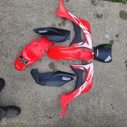 2020 Crf110 Plastics