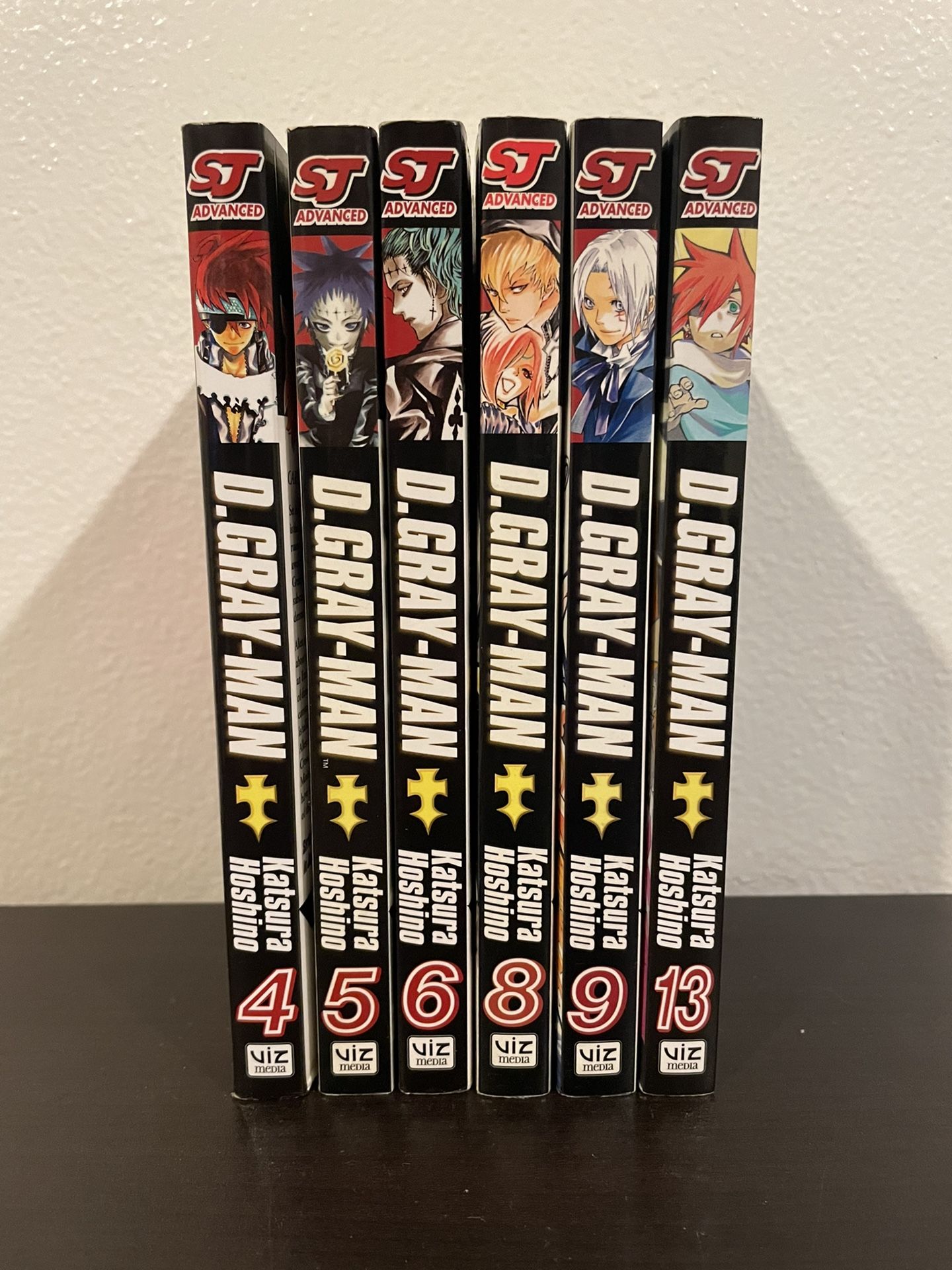 D. Gray Man Manga Lot 6 Volumes [English]