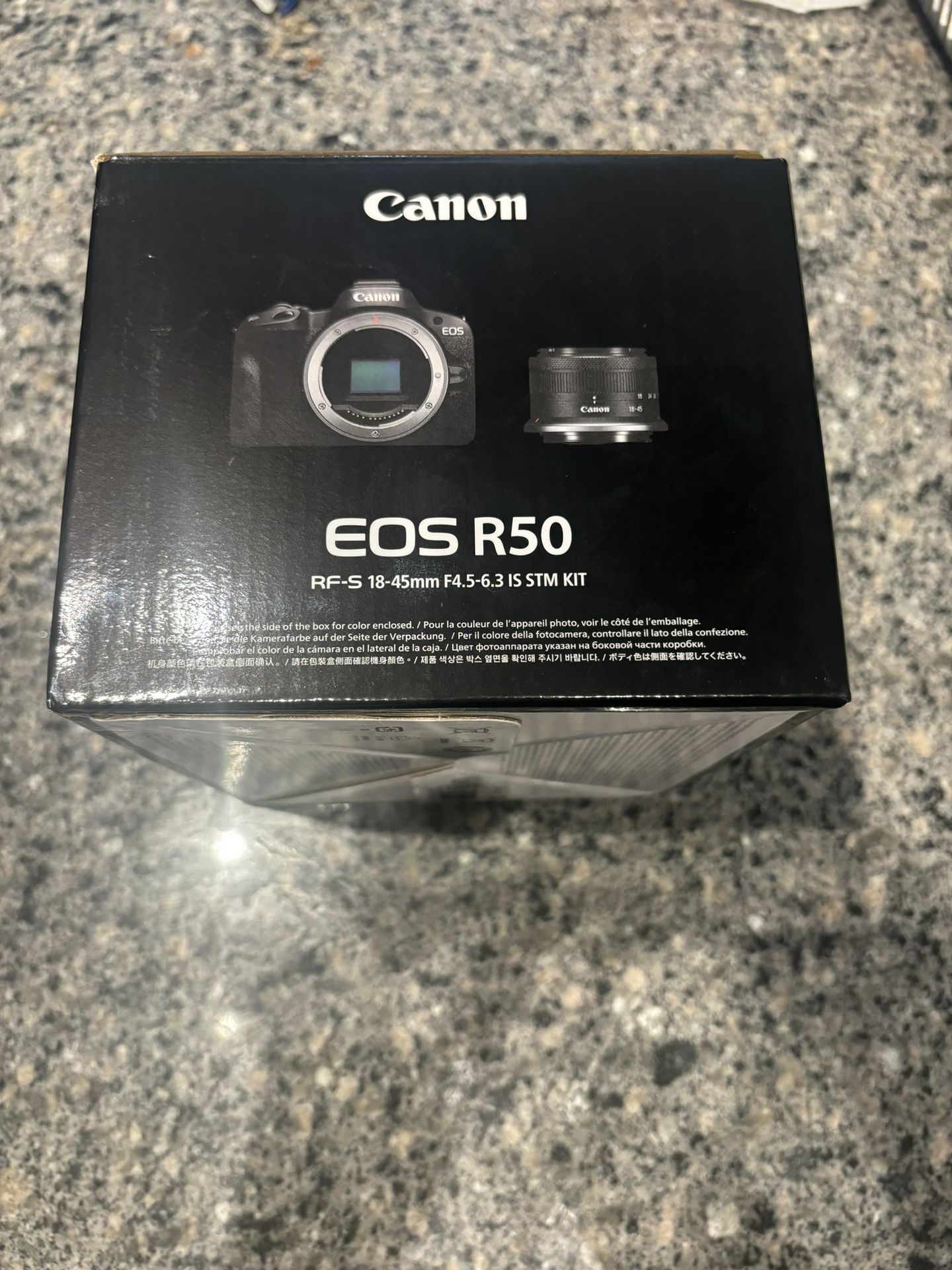 EOS R50