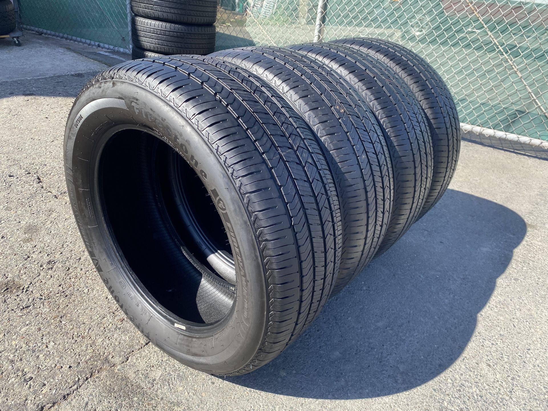 Firestone 275/55/20”