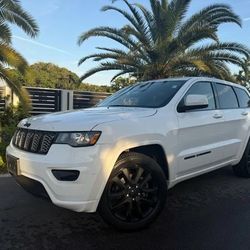 2018 Jeep Grand Cherokee Altitude
