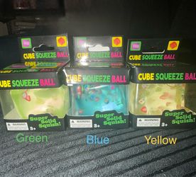 Cube squeeze ball