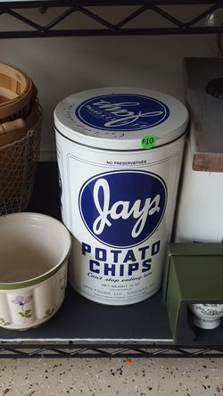 Jays potato chip can