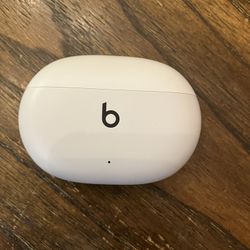 Beats studio buds- White