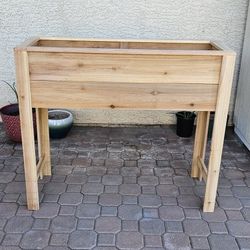 Planter Box - Raised Long