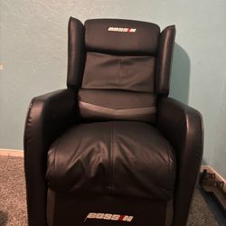 Game recliner chair