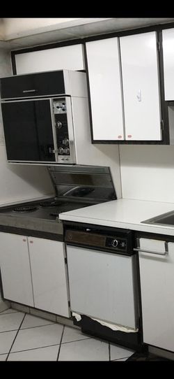 GE Oven, Dishwasher and Refrigerator