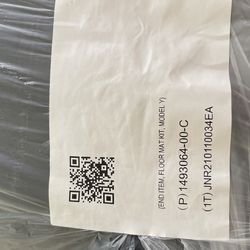 Tesla OEM Floor Mat and End Item for Tesla Model Y