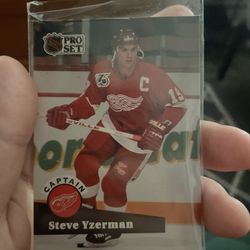 1991-92 Pro Set - Steve Yzerman #571