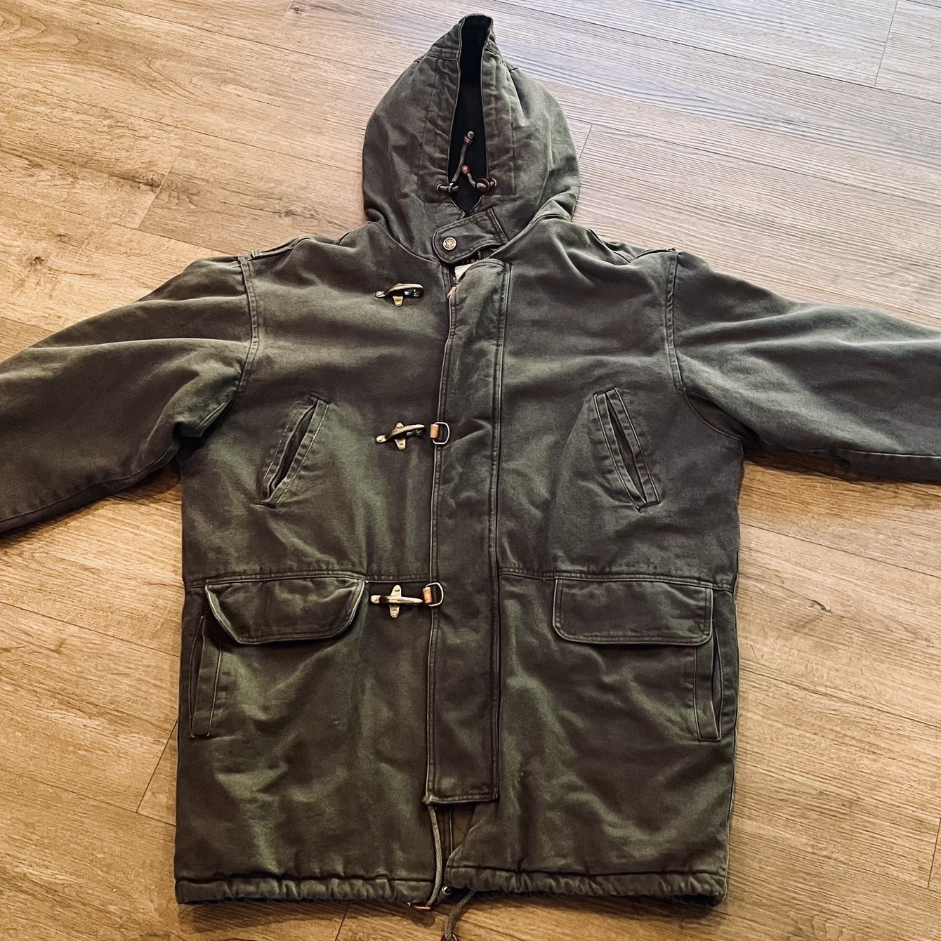 ジャケット・アウター \