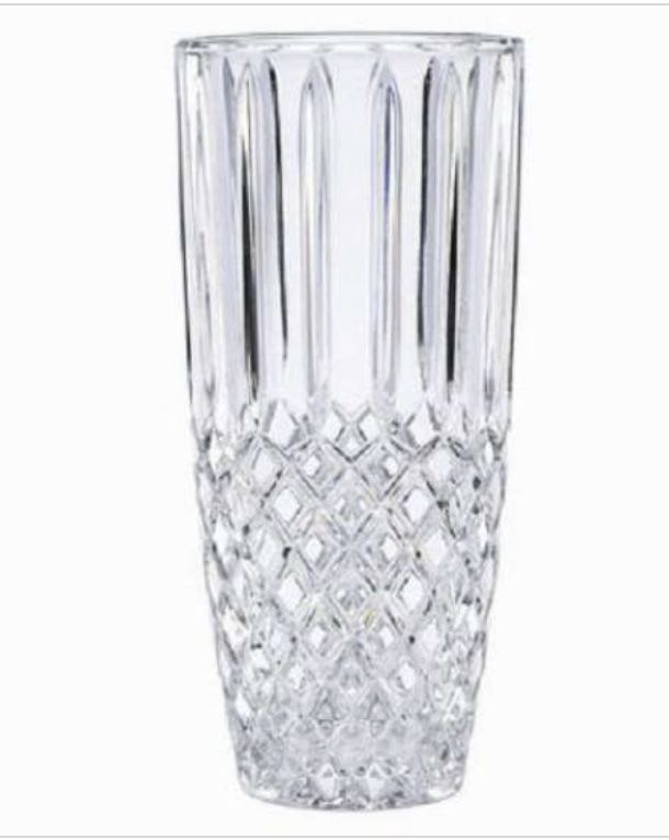 Lenox Lady Anne Crystal Vase great condition.