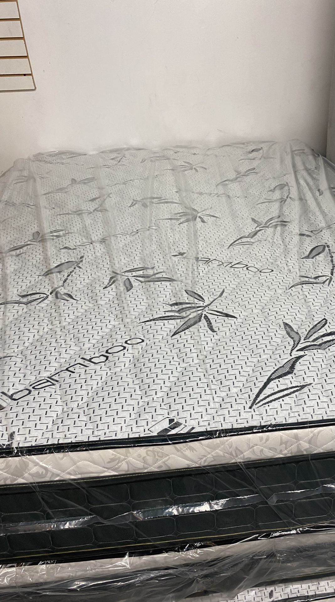 Brand New Queen Mattres Set$199...full Mattress Set$180...twin Matress Set$130...King Mattress Set $320