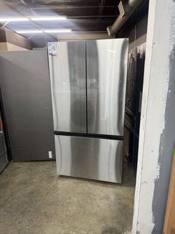 Samsung Bespoke 30 Cu Ft 3-Door French Door Stainless Steel Refrigerator With Beverage center 😍