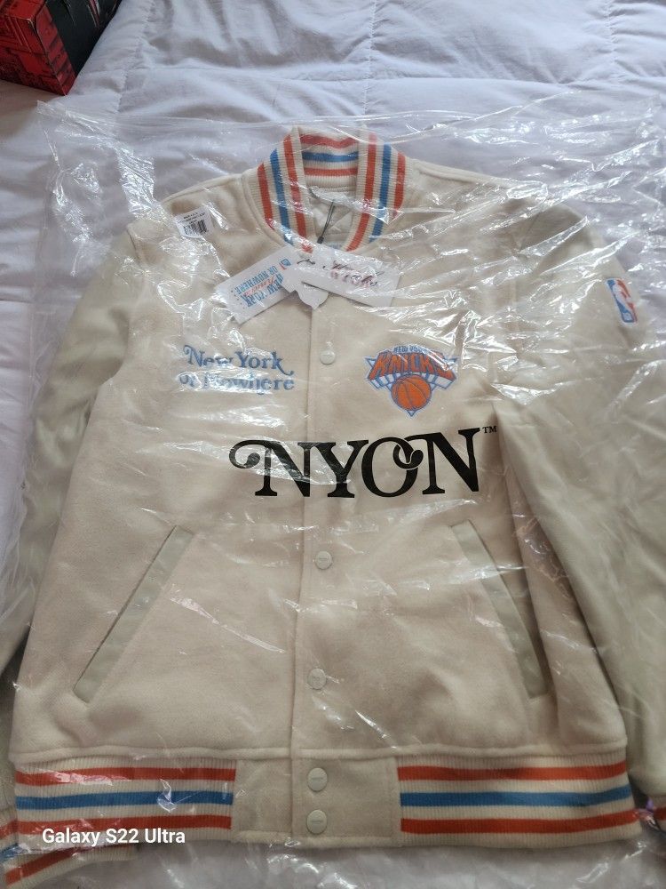 New york or nowhere knicks varsity jacket