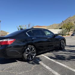 Honda Accord Hybrid Touring 