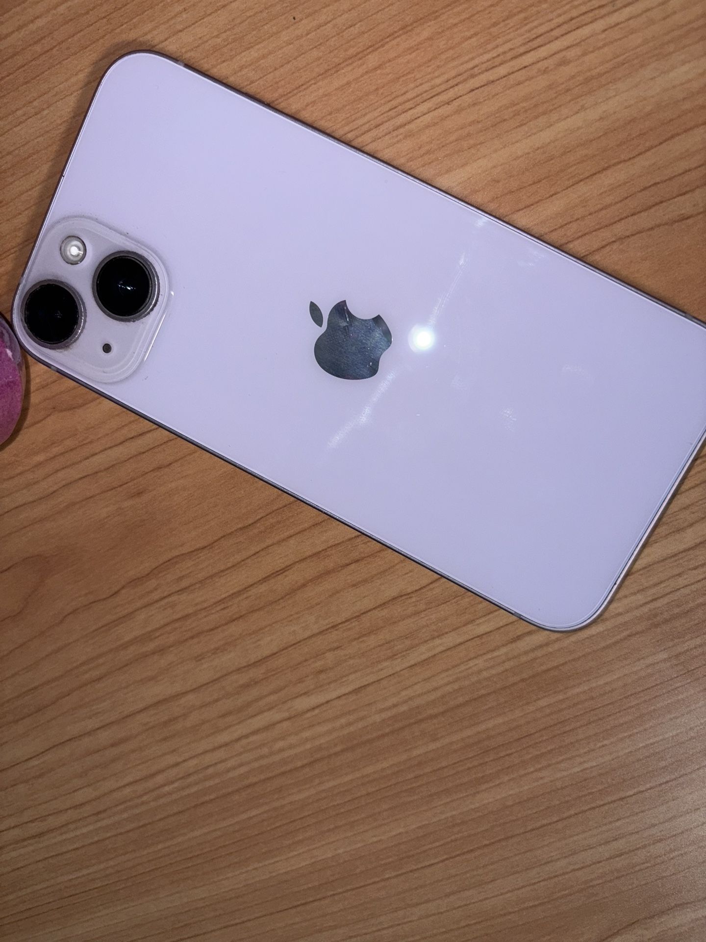 iPhone 14 Lavender