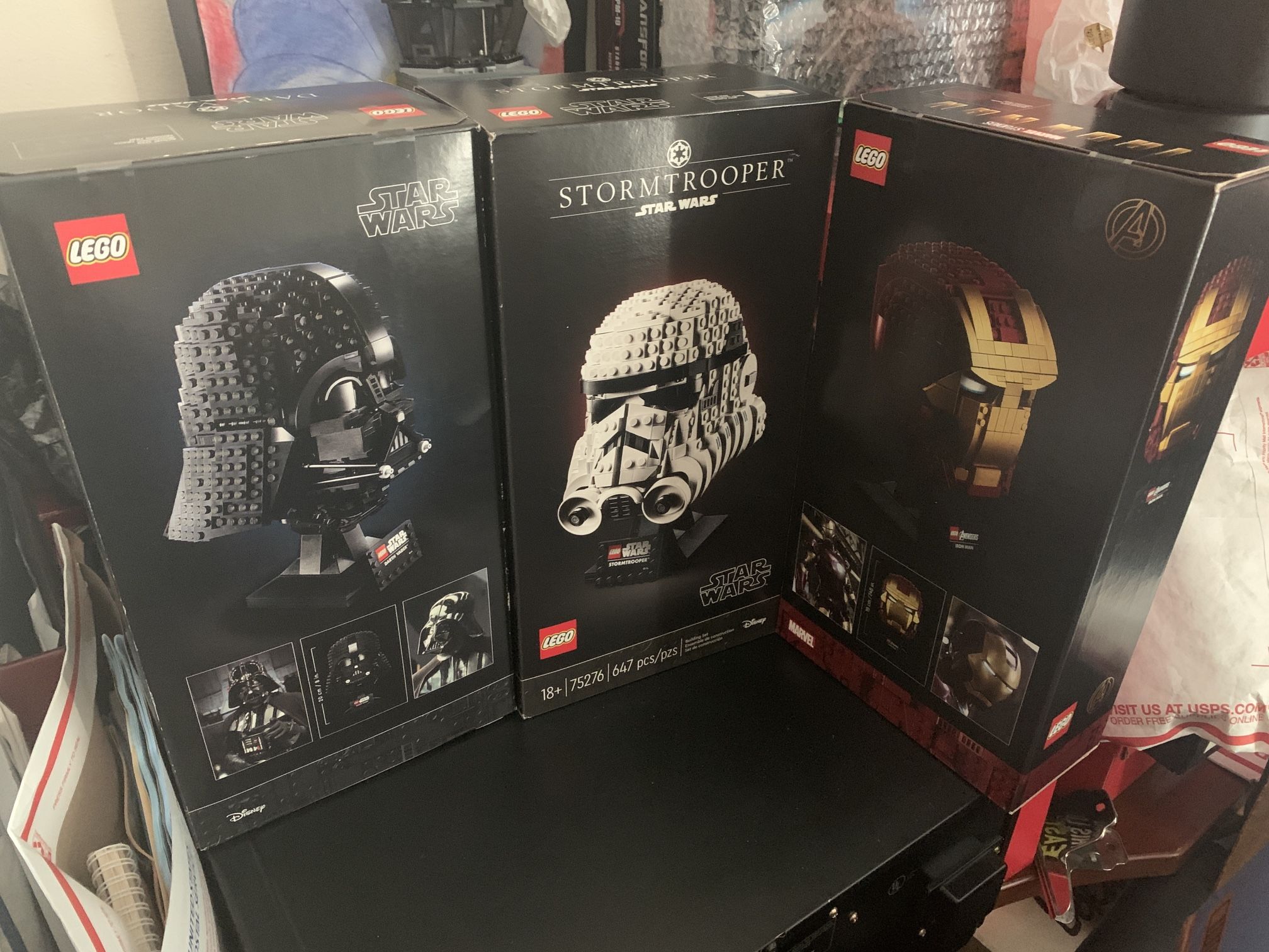 LEGO 75276 Stormtrooper 75304 Darth Vader Helmet Retired Set Display New