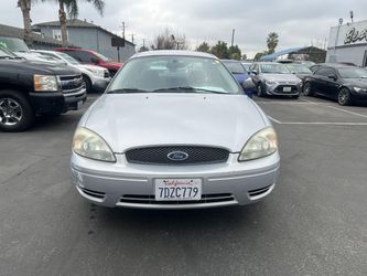 2004 Ford Taurus