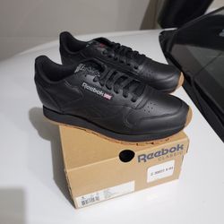 Brand New Men's Reebok Shoes Size 8