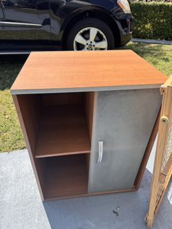 Storage cabinet 