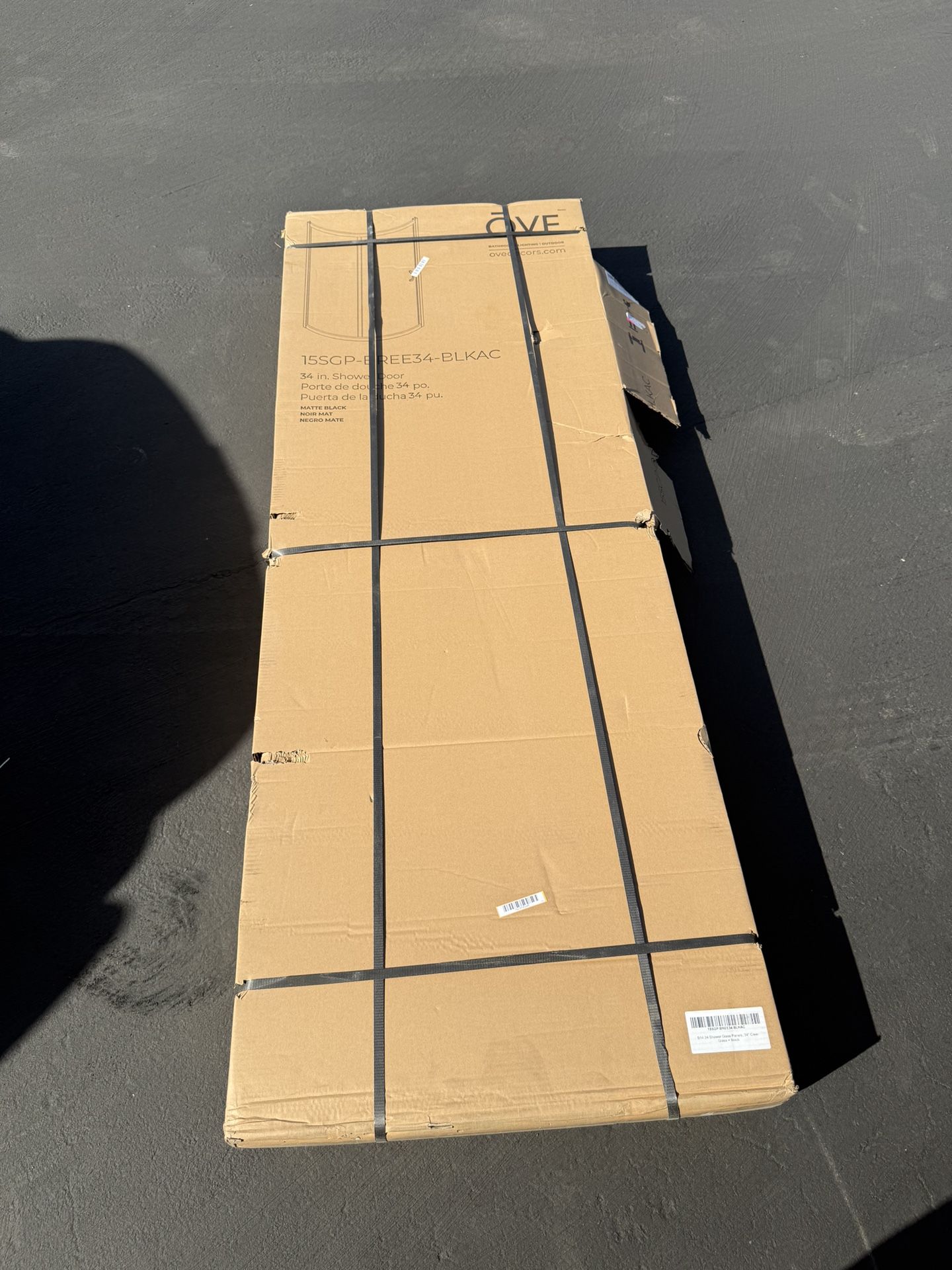 BRAND NEW 34x34 CORNER SHOWER DOOR