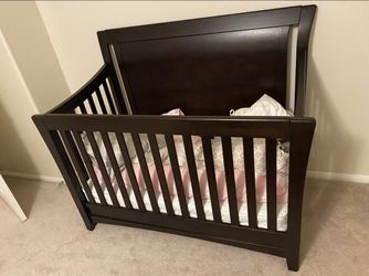 Simmons top madison crib