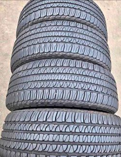265 50 20 Goodyear tires Con 80% de Vida Las 4