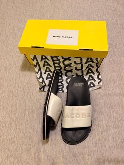 Sandals ( MarcJacobs)