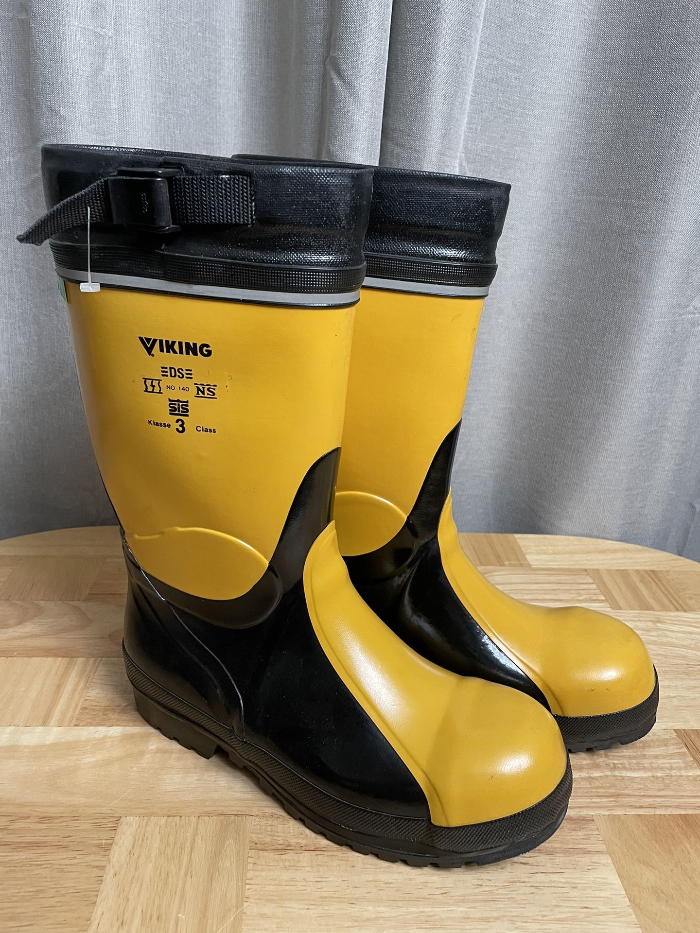 Viking Steel Toe Rubber Boots