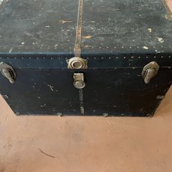 Vintage Trunk Make Offer